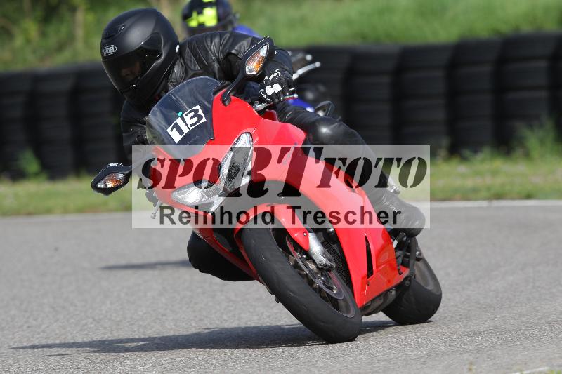 Archiv-2025/10 23.04.2025 Cornu Master School ADR/gruen-vert/13